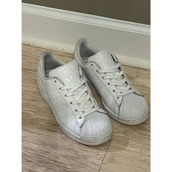 Adidas Superstar All White 4y 6W - Picture 1 of 3